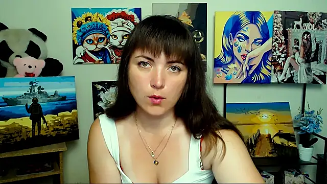 Snapshot of Darina_M_ chatting on June 23, 2026, 4:21 am Darina M online show from June 23, 2026, 4:21 am
