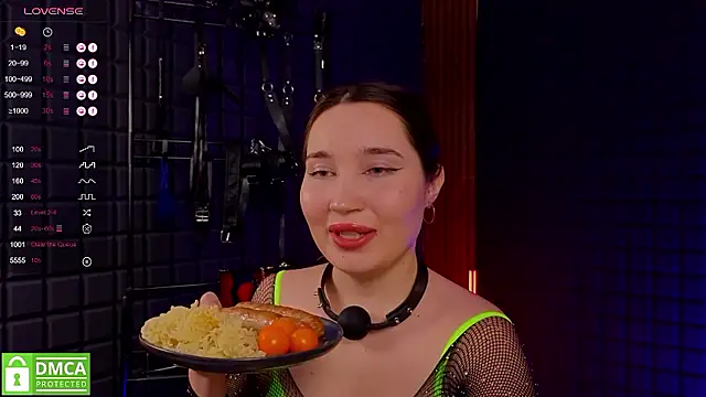 domDani subMay online show from December 8, 2024, 4:18 pm