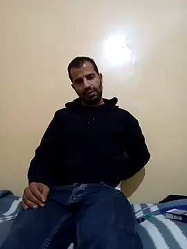 Snapshot of Bisex_activ19 chatting on December 8, 2024, 4:18 pm Bisex activ19 online show from December 8, 2024, 4:18 pm