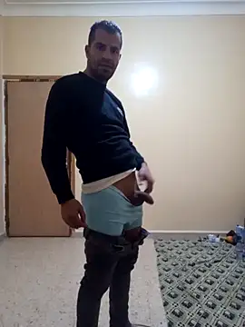 Snapshot of Bisex_activ19 chatting on January 12, 2025, 7:00 am Bisex activ19 online show from January 12, 2025, 7:00 am