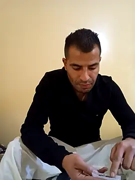 Snapshot of Bisex_activ19 chatting on January 18, 2025, 2:23 pm Bisex activ19 online show from January 18, 2025, 2:23 pm