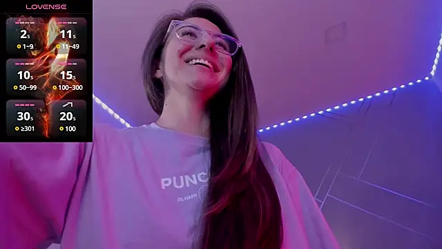 Snapshot of Ich_Bin_Julia chatting on December 4, 2024, 5:11 pm Ich Bin Julia online show from December 4, 2024, 5:11 pm