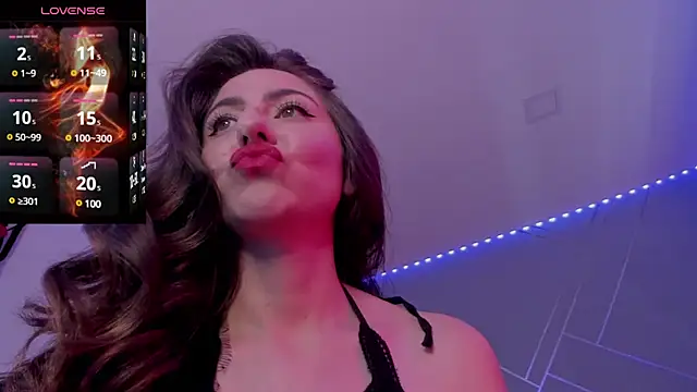 Snapshot of Ich_Bin_Julia chatting on December 14, 2024, 4:42 pm Ich Bin Julia online show from December 14, 2024, 4:42 pm