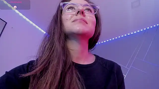 Snapshot of Ich_Bin_Julia chatting on February 2, 2025, 4:11 pm Ich Bin Julia online show from February 2, 2025, 4:11 pm