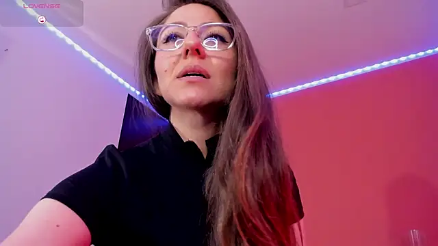 Snapshot of Ich_Bin_Julia chatting on March 21, 2025, 3:13 pm Ich Bin Julia online show from March 21, 2025, 3:13 pm