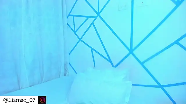 liam scott77 online show from April 10, 2026, 10:14 pm