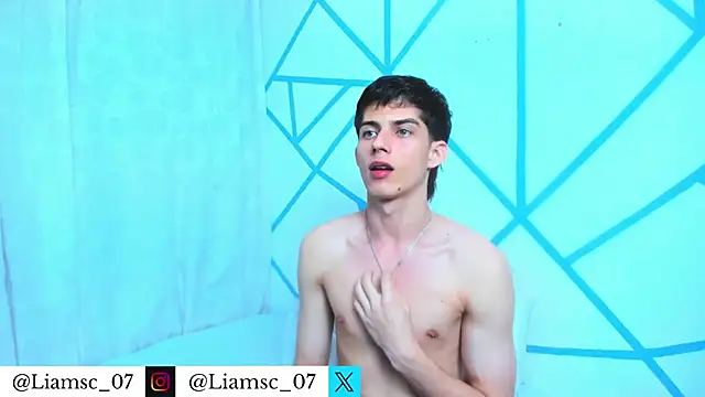 liam scott77 online show from April 21, 2026, 1:42 am