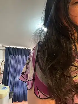 Freya Artemisa online show from September 28, 2025, 6:35 pm