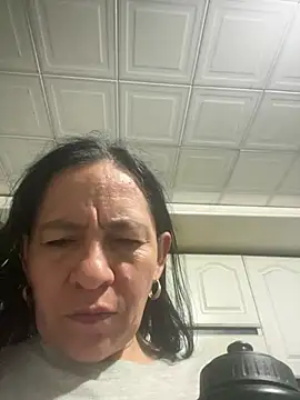 Freya Artemisa online show from April 1, 2026, 10:07 pm