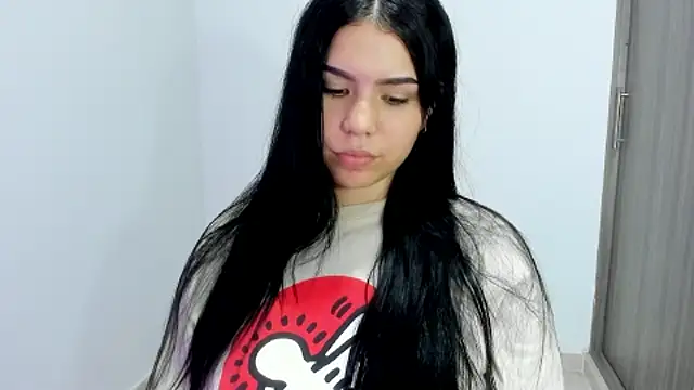 Natasha su  online show from October 10, 2025, 8:30 pm