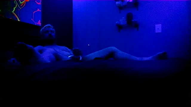 KaiCruzNYC online show from October 8, 2025, 7:39 am