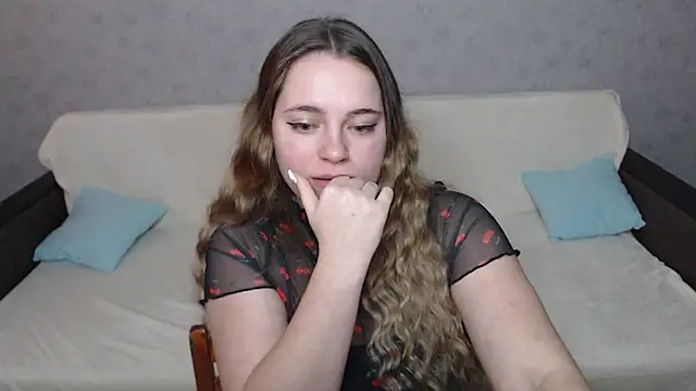 Snapshot of _Sweet_Lana chatting on December 26, 2024, 10:26 am  Sweet Lana online show from December 26, 2024, 10:26 am