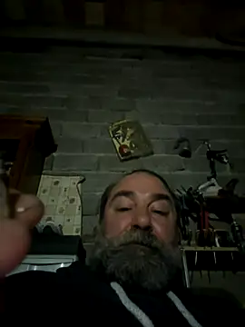 Snapshot of ros217 chatting on October 31, 2025, 4:30 pm ros217 online show from October 31, 2025, 4:30 pm