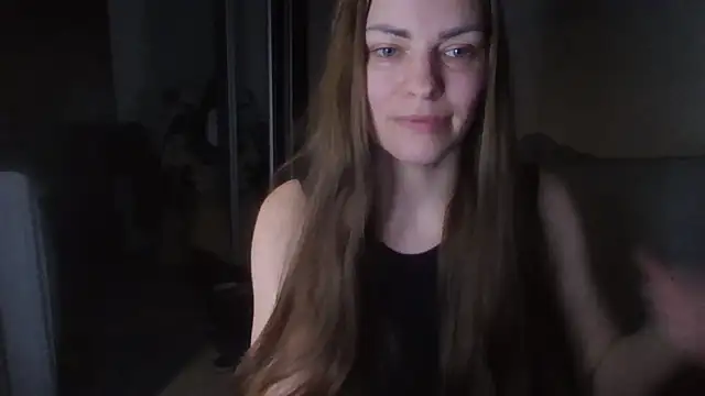 AnnaDiamond1 online show from May 14, 2026, 9:10 pm