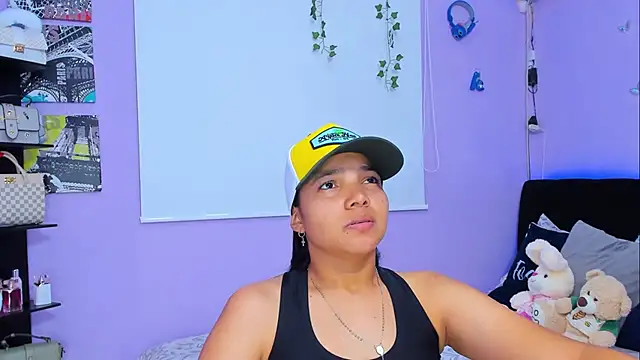 sara mendez2 online show from March 10, 2025, 11:06 pm