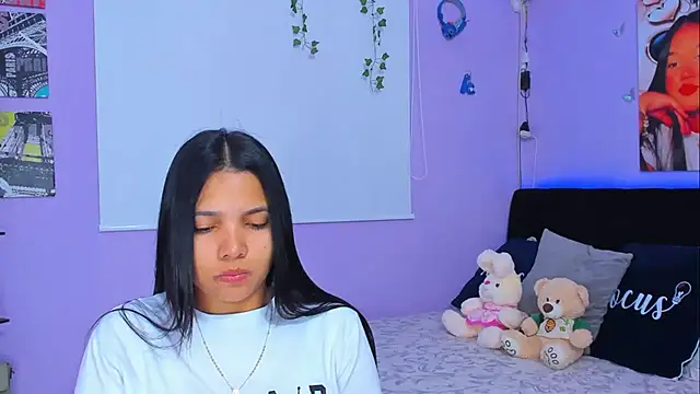 sara mendez2 online show from March 13, 2025, 11:27 pm