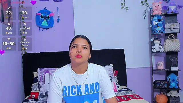 sara mendez2 online show from September 23, 2025, 10:57 pm