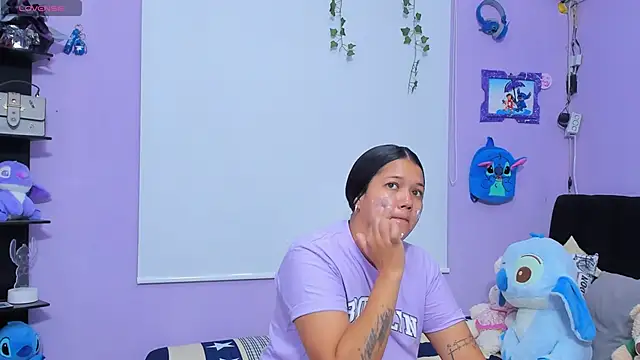 sara mendez2 online show from October 16, 2025, 11:17 pm