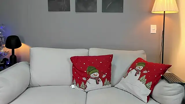 ApoloMakris online show from December 13, 2025, 9:09 pm