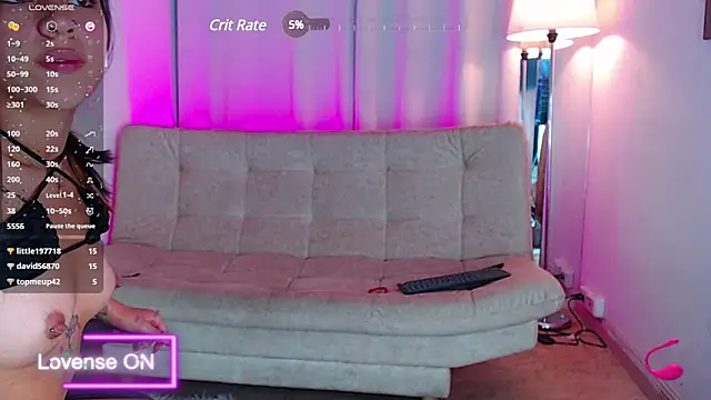 Snapshot of little_sophie18 chatting on February 16, 2025, 10:32 pm little sophie18 online show from February 16, 2025, 10:32 pm