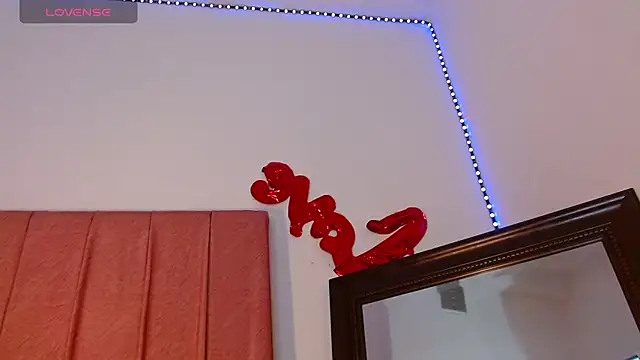 Snapshot of margiesfunnyhot303av chatting on December 2, 2024, 5:37 am margiesfunnyhot303av online show from December 2, 2024, 5:37 am