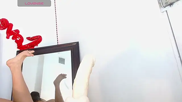 Snapshot of margiesfunnyhot303av chatting on December 11, 2024, 9:41 am margiesfunnyhot303av online show from December 11, 2024, 9:41 am