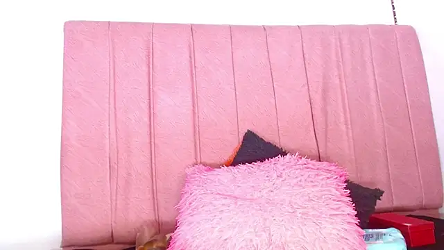 Snapshot of margiesfunnyhot303av chatting on March 23, 2025, 6:05 am margiesfunnyhot303av online show from March 23, 2025, 6:05 am