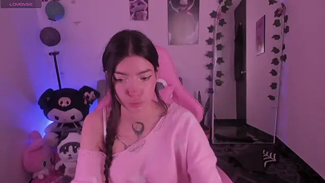 cami mila9 online show from November 14, 2025, 7:34 pm