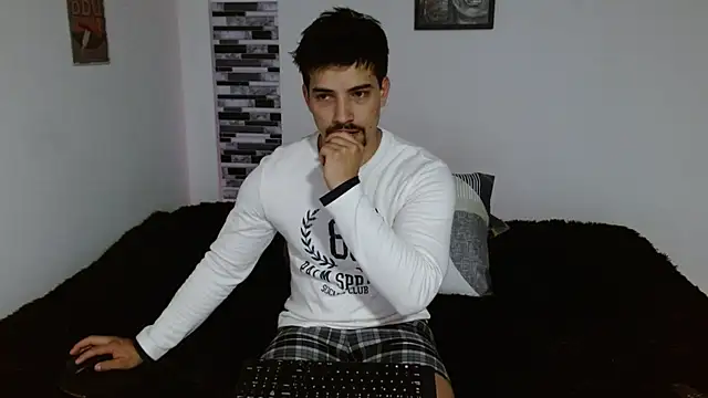 Ian Daviz online show from December 2, 2025, 7:20 pm