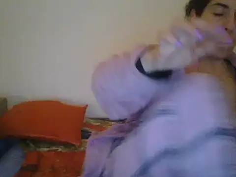 hairygirl80 online show from December 4, 2024, 9:35 pm