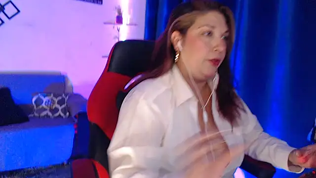 Snapshot of Scarlette_thoms chatting on October 11, 2025, 10:08 pm Scarlette thoms online show from October 11, 2025, 10:08 pm