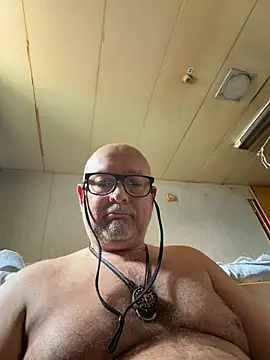 Snapshot of lam007 chatting on July 4, 2026, 1:50 pm lam007 online show from July 4, 2026, 1:50 pm