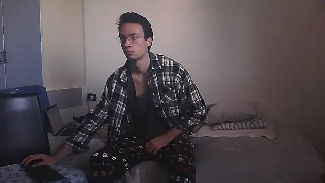 xentetube01 online show from December 15, 2025, 7:56 am