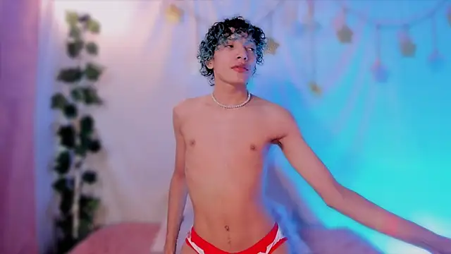 Im Alejo online show from September 23, 2025, 12:46 am