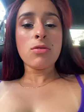 Snapshot of hannaa_brown chatting on December 10, 2024, 10:05 pm hannaa brown online show from December 10, 2024, 10:05 pm