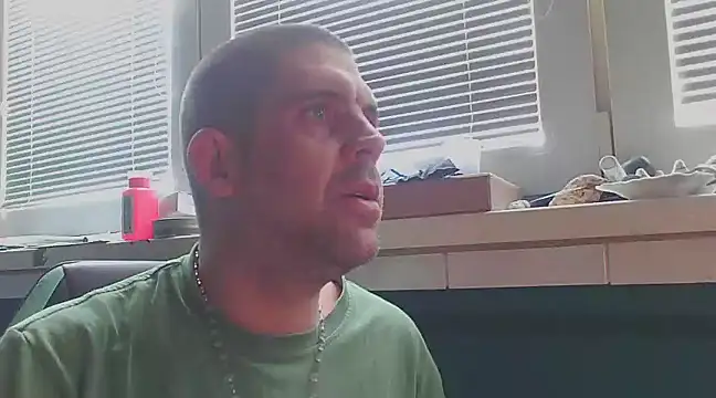 Snapshot of YouWantMe666 chatting on February 20, 2025, 2:46 pm YouWantMe666 online show from February 20, 2025, 2:46 pm