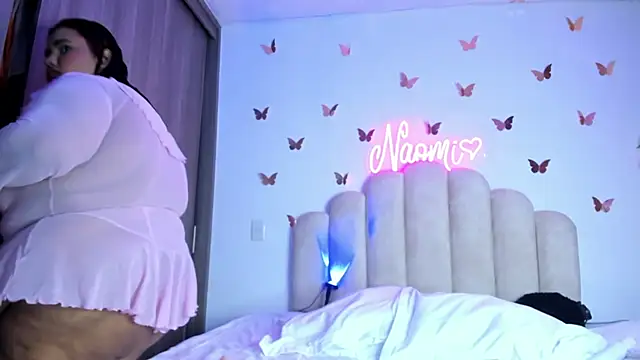 NaomiAsha online show from October 16, 2025, 11:50 pm