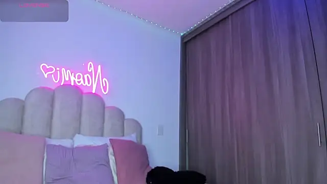 NaomiAsha online show from February 19, 2026, 8:27 pm