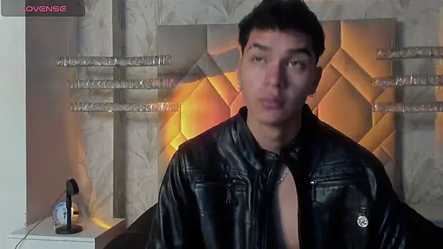 Snapshot of AndyPalmer_ chatting on December 28, 2024, 11:52 am AndyPalmer online show from December 28, 2024, 11:52 am