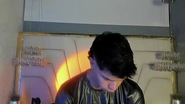 Snapshot of AndyPalmer_ chatting on February 6, 2025, 11:43 am AndyPalmer online show from February 6, 2025, 11:43 am