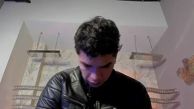 Snapshot of AndyPalmer_ chatting on February 12, 2025, 4:33 pm AndyPalmer online show from February 12, 2025, 4:33 pm