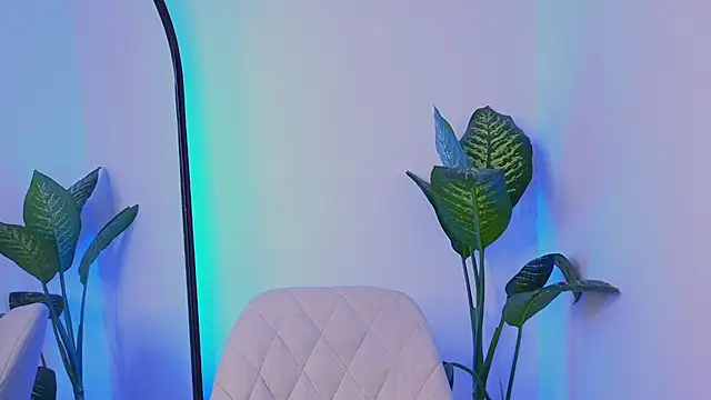 Snapshot of AndyPalmer_ chatting on September 23, 2025, 7:17 pm AndyPalmer online show from September 23, 2025, 7:17 pm