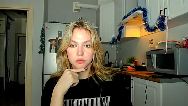 Snapshot of Niky__Jess chatting on January 13, 2025, 6:05 pm Niky  Jess online show from January 13, 2025, 6:05 pm