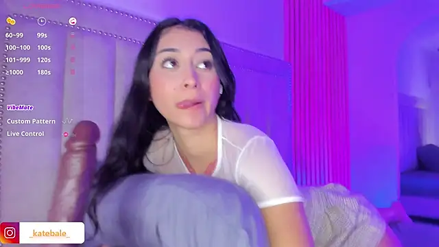 Snapshot of Kate_bale chatting on March 18, 2025, 8:48 pm Kate bale online show from March 18, 2025, 8:48 pm