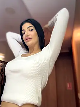 RaisaKali online show from October 31, 2025, 4:08 pm