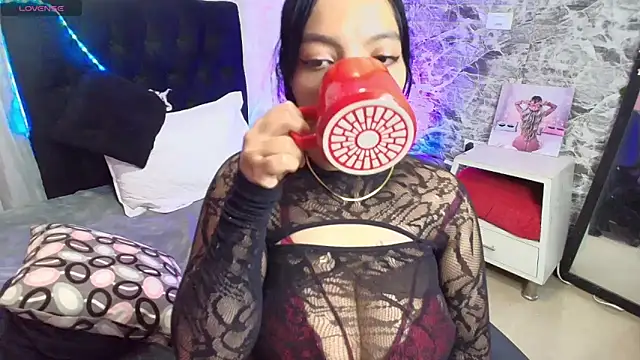 loren tits24 online show from March 17, 2026, 8:01 pm