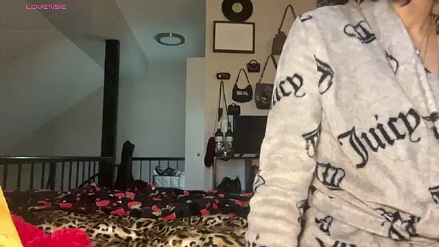 babybimbo online show from March 1, 2026, 9:50 pm