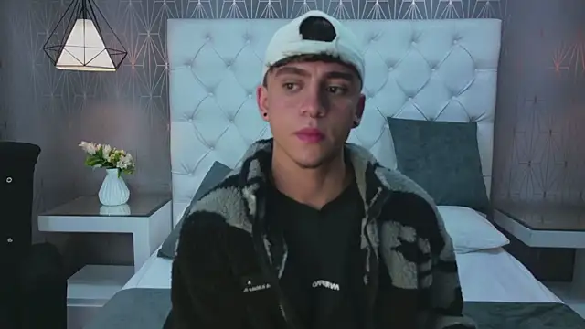 BrannTaylor online show from September 17, 2025, 4:36 am