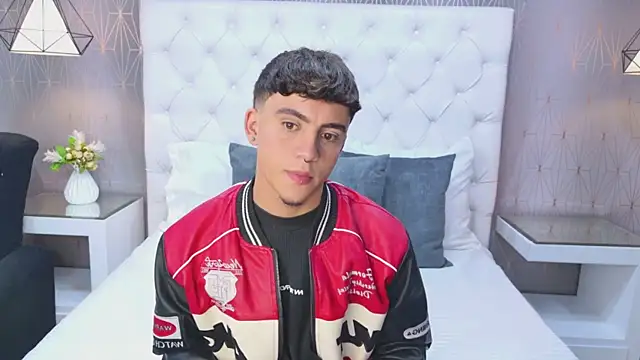 BrannTaylor online show from October 4, 2025, 3:37 am