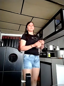 Snapshot of natalie_cowens chatting on October 7, 2025, 9:01 pm natalie cowens online show from October 7, 2025, 9:01 pm